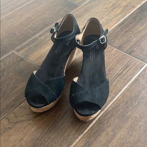 Toms wedges